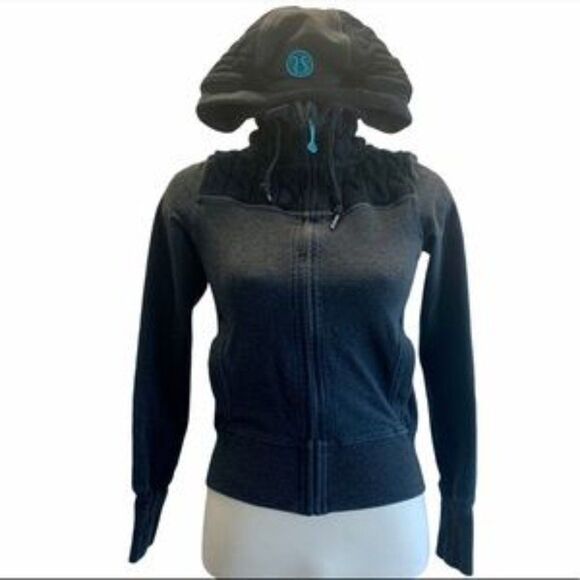 Lululemon fireside hoodie jacket cable knit in coal grey and black - Picture 2 of 14